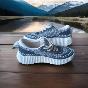 Dolce Vita Blue and White Athletic Shoes